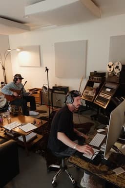 Secret Sisters Studios thumbnail 7