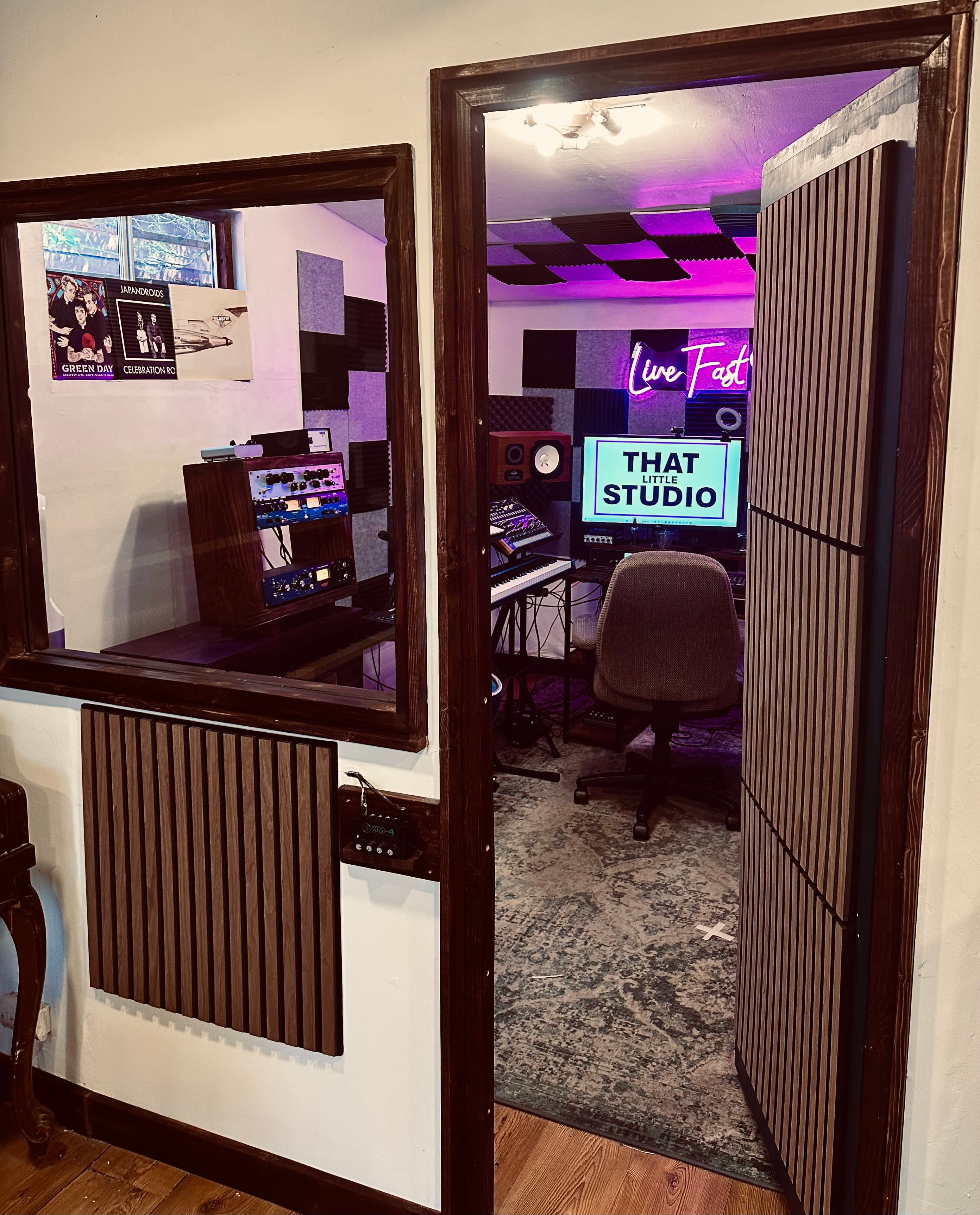 That Little Studio - Main view