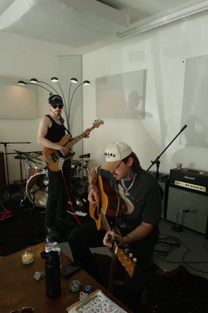 Secret Sisters Studios thumbnail 2